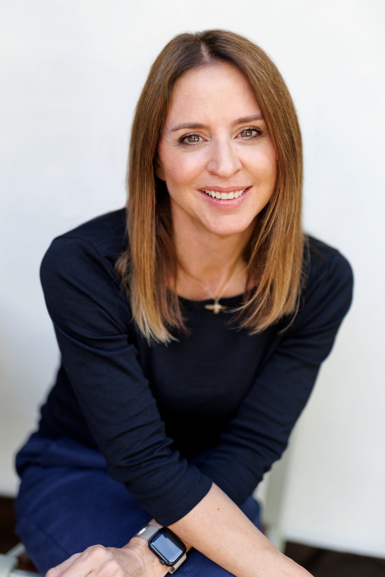 Headshot of Polly McAllester, Consultant at RISE Beyond, delivering HRBP programmes, Circles, and leadership coaching.